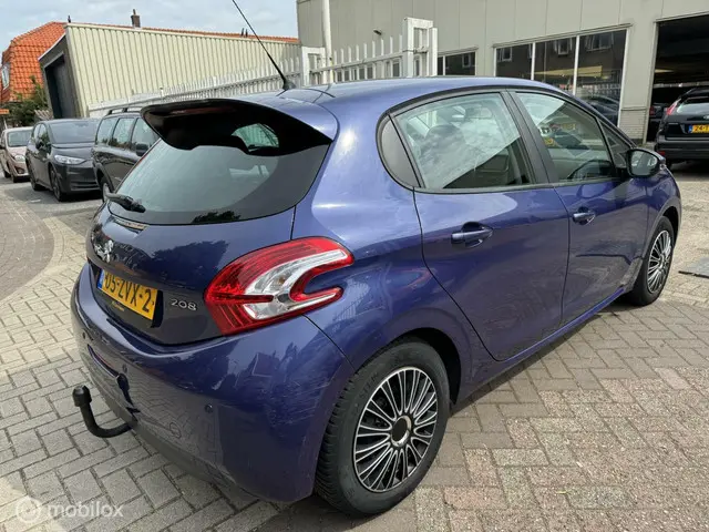 Peugeot 208 1.0 VTi Active 2013 Benzine 5