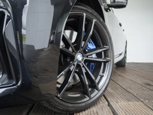BMW 3 Serie Touring M340i xDrive 2022 Benzine 57