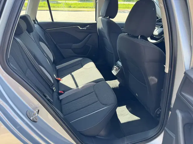 Škoda Kamiq 1.0 TSI DSG Style Black Pack 2023 Benzine 6