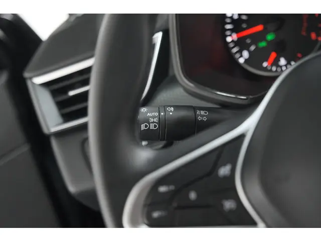 Renault Clio TCe 90 Zen 2022 Benzine 26