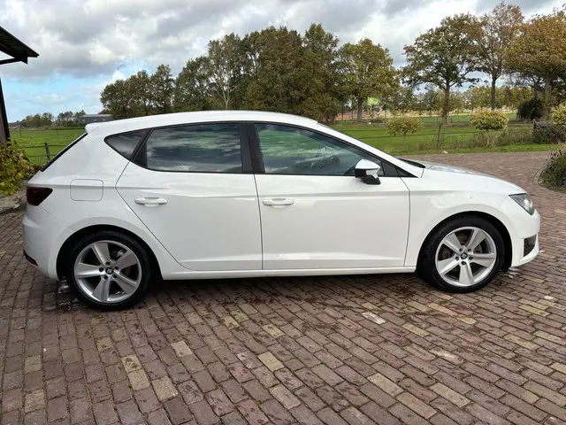 SEAT Leon 1.4 TSI FR 2014 Benzine 4