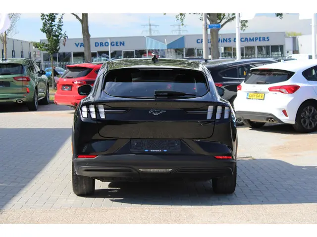 Ford Mustang Mach-E RWD 75 kWh 2023 Elektrisch 11