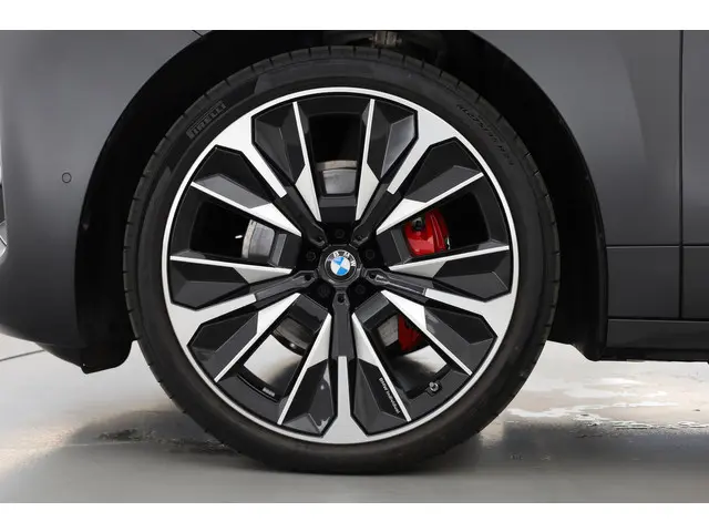 BMW iX xDrive45 101 kWh M Sport Pro 2025 Elektrisch 41