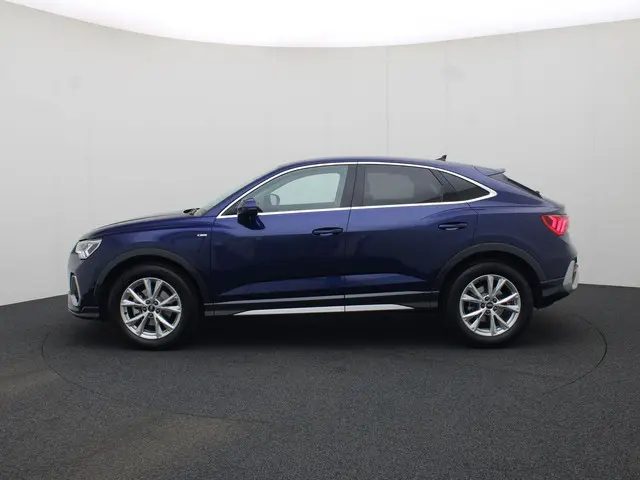 Audi Q3 Sportback 35 TFSI/150PK S Line 2024 Benzine 32