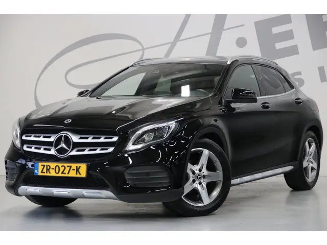 Mercedes-Benz GLA 180 Memory/AMG-styling 2018 Benzine