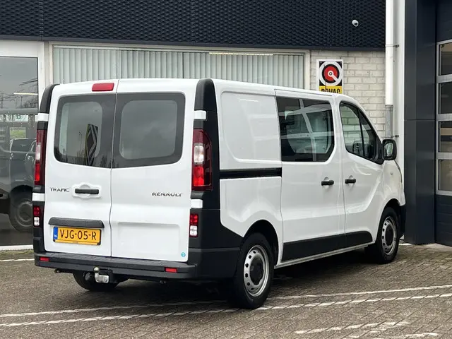 Renault Trafic 2.0 dCi 120 T27 L1H1 Comfort 2021 Diesel 18