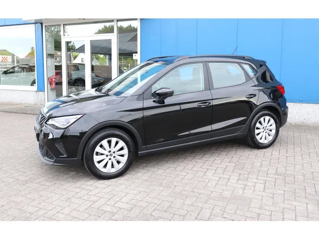 SEAT Arona 1.0 TSI Style Business Intense 2021 Benzine 2