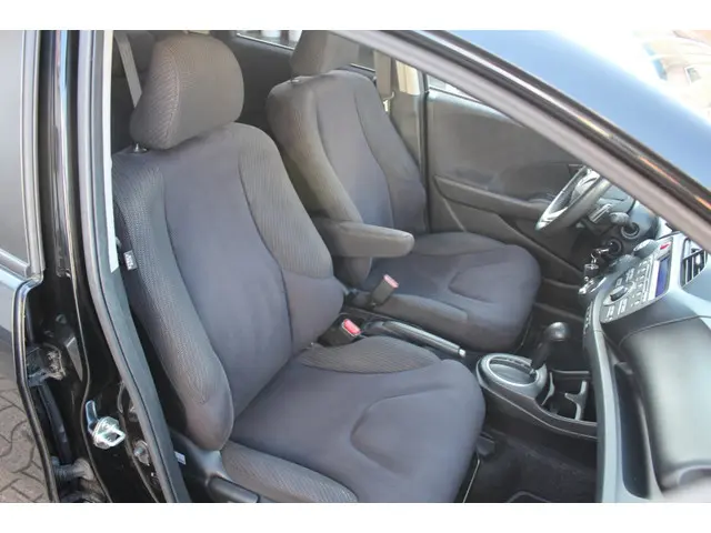 Honda Jazz 1.4 Hybrid Elegance 2013 Hybride Benzine 10