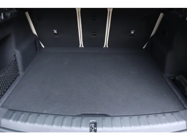BMW iX1 eDrive20 2025 Elektrisch 12