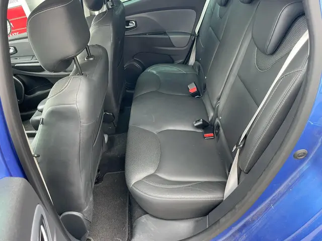 Renault Clio 1.2 GT by Renault Sport 2016 Benzine 16