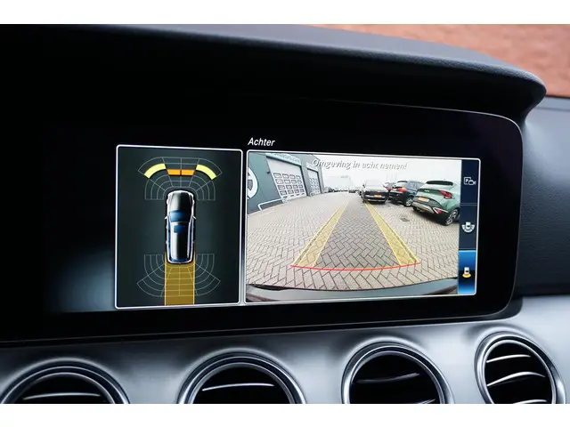 Mercedes-Benz E-Klasse Estate 200 Premium 2018 Benzine 29