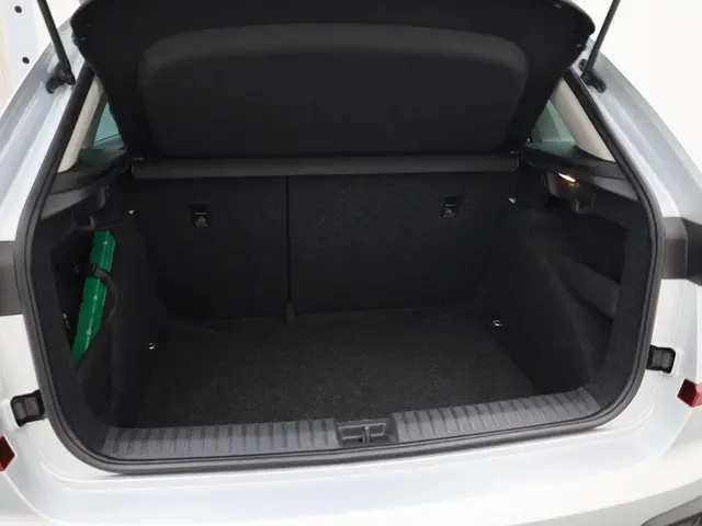 Škoda Kamiq 1.0TSI/115PK Selection DSG 2025 Benzine 17