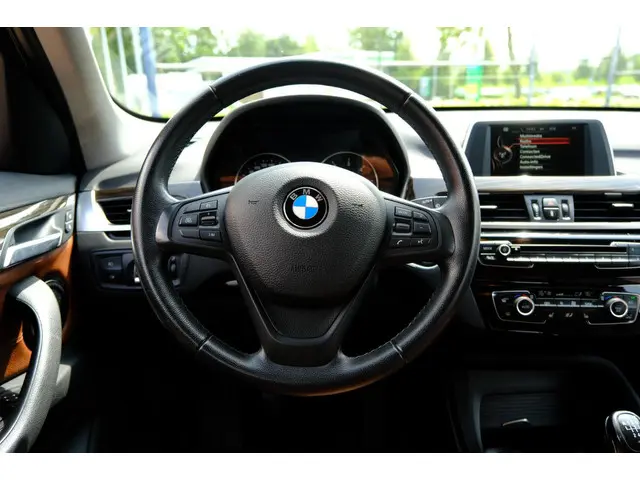 BMW X1 SDrive18d 150pk Clima|Leder|LMV|PDC 2016 Diesel 6