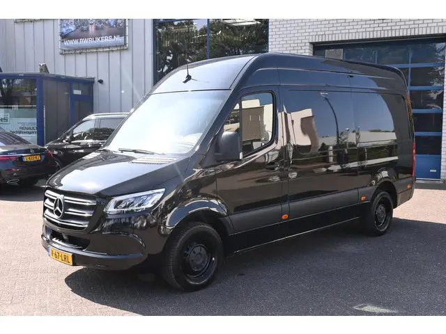 Mercedes-Benz Sprinter 319 CDI 3.0 V6 L2H2 2021 Diesel 1