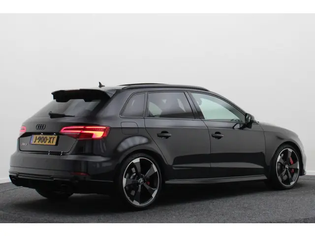 Audi RS3 Sportback 2.5 TFSI Quattro 2018 Benzine 18