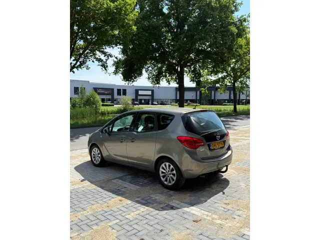 Opel Meriva 1.4 Turbo Cosmo 2015 Benzine 4