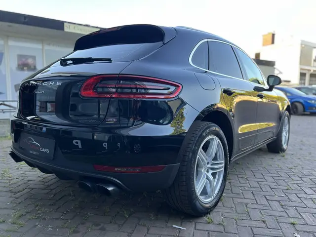 Porsche Macan 2.0 2017 Benzine 4