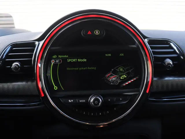 MINI Clubman Cooper 2016 Benzine 24