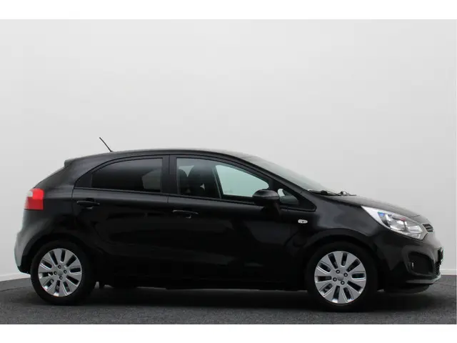 Kia Rio 1.4 CVVT ExecutiveLine 2014 Benzine 20