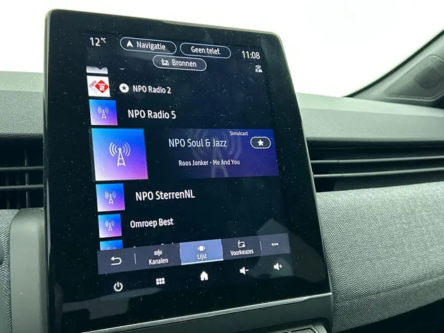 Renault Clio 1.0 TCe 90 GPF techno 2025 Benzine 14