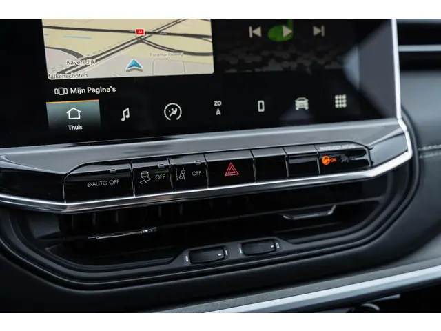 Jeep Compass 1.5T e-Hybrid Limited 2023 Hybride Benzine 51