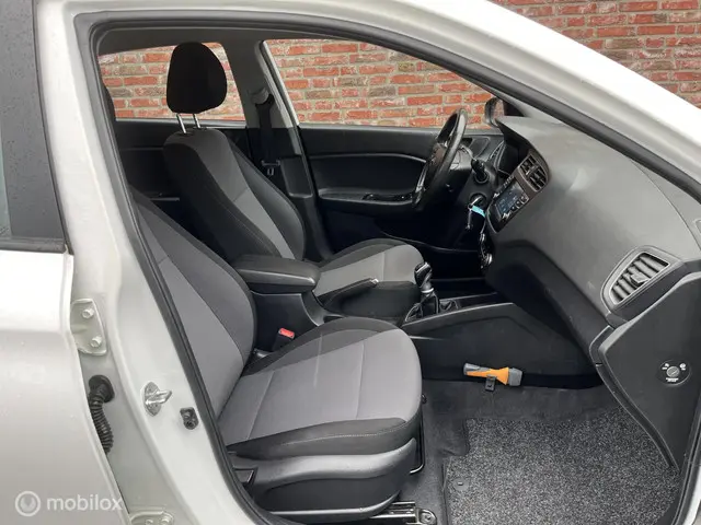 Hyundai i20 1.0 T-GDI Comfort 2019 Benzine 20