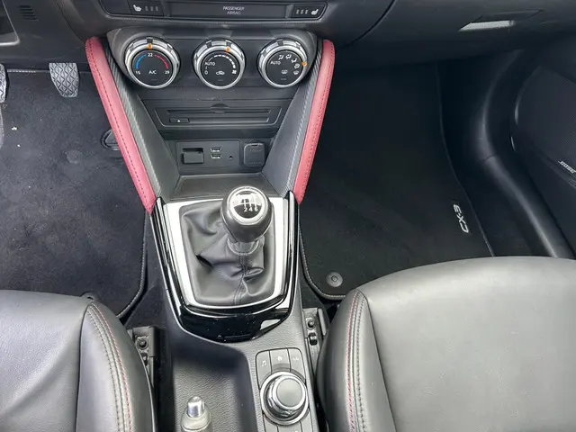 Mazda CX-3 2.0 SkyActiv-G 120 GT-M 2015 Benzine 15