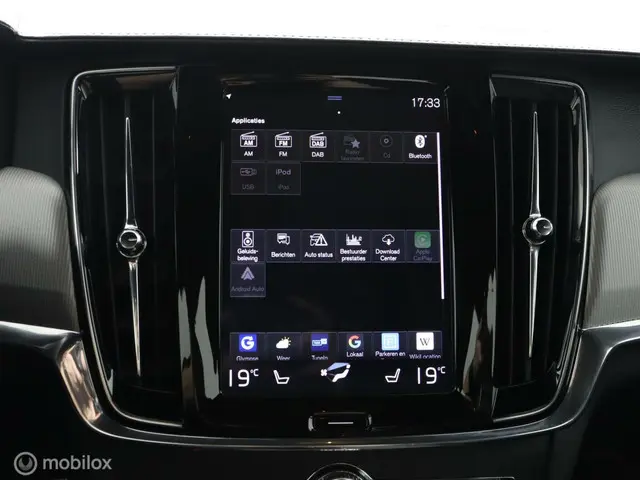 Volvo V90 2.0 T4 R-Design | ACC | PILOT | LEER | 2019 Benzine 18