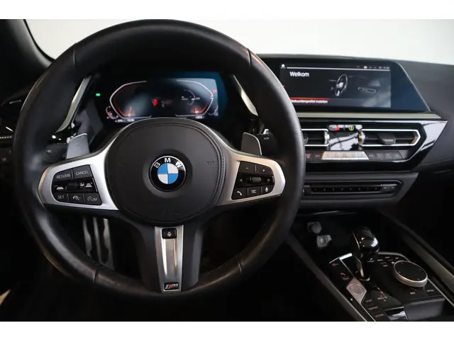 BMW Z4 Roadster sDrive20i 2024 Benzine 12