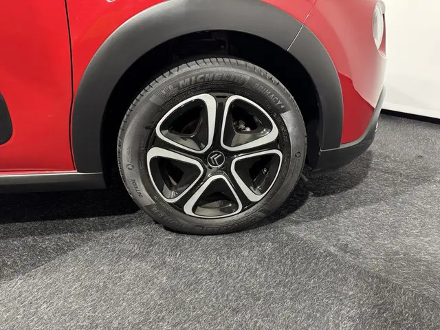 Citroën C3 PureTech 83 Business 2020 Benzine 17