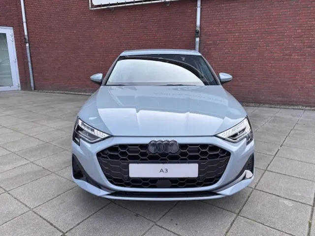 Audi A3 Limousine 30 TFSI Advanced edition 2025 Benzine 3