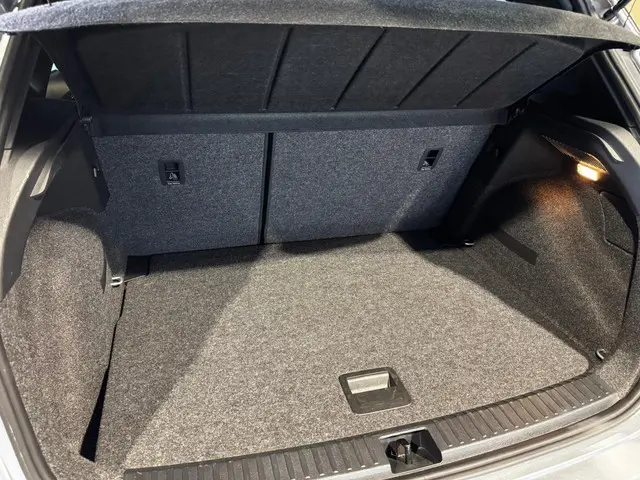 SEAT Arona 1.0 TSI FR 2022 Benzine 33