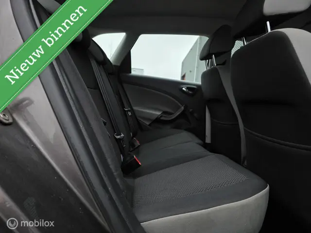 SEAT Ibiza ST 1.0 EcoTSI Style Connect 2016 Benzine 10