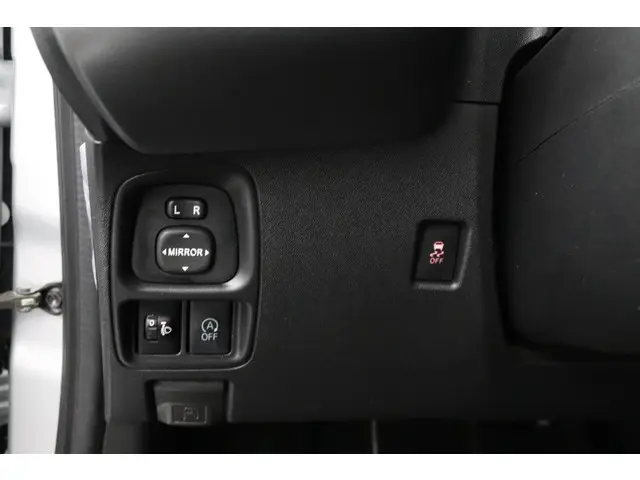 Toyota Aygo 1.0 VVT-i x-play 2022 Benzine 26
