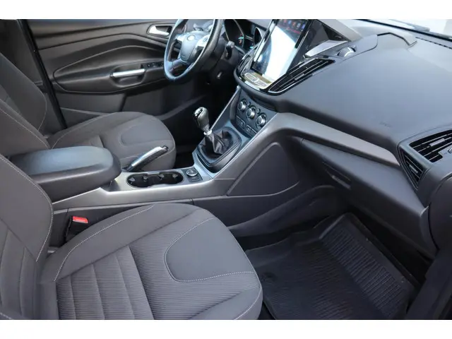 Ford Kuga 1.5 Trend org.nl trekhaak 2016 Benzine 10