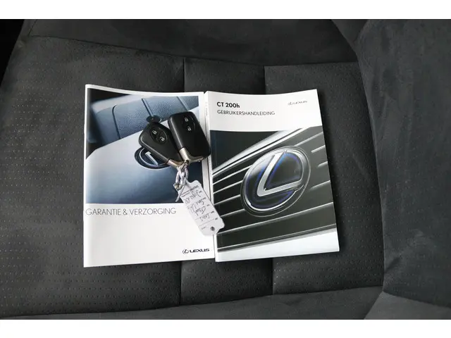 Lexus CT 200h Ultimate Edition 2020 Hybride Benzine 11