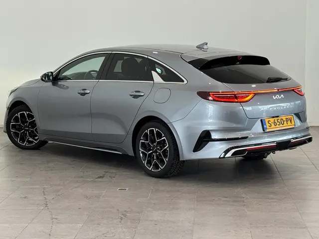 Kia ProCeed 2