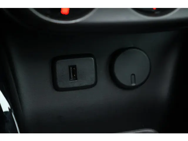 Opel ADAM 1.0 Turbo Rocks BlitZ 2019 Benzine 27