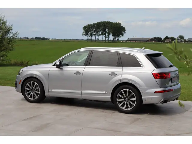 Audi Q7 3.0T Quattro 2017 Benzine 74