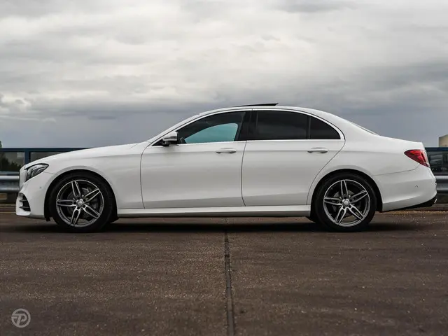 Mercedes-Benz E-Klasse 220 d Prestige Plus 2016 Diesel 7