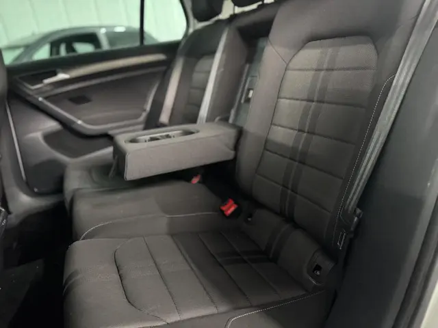 Volkswagen Golf 1.4 TSI ACT Highline 2013 Benzine 27