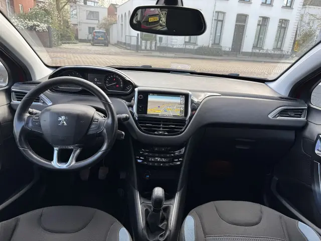 Peugeot 208 1.6 VTi Allure *KOPPAKKING LEK* 2012 Benzine 14
