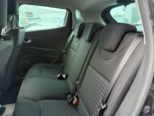 Renault Clio 0.9 TCe Limited 2017 Benzine 15