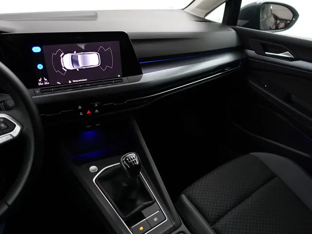 Volkswagen Golf 1.5 TSI Advance- 2022 Benzine 8