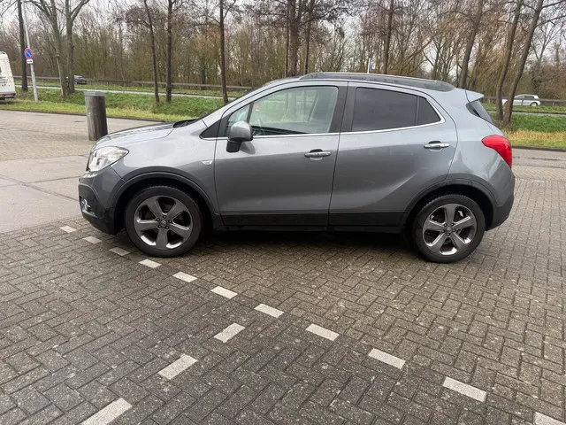 Opel Mokka 1.6 Cosmo 2013 Benzine 19