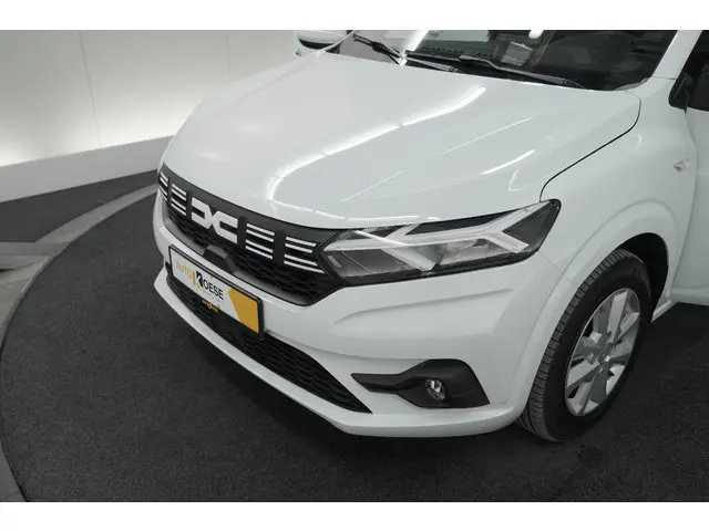 Dacia Sandero TCe 90 CVT Expression 2024 Benzine 2