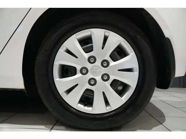 Hyundai ix20 1.6i i-Motion 2013 Benzine 34