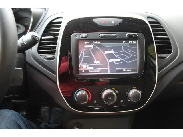 Renault Captur 0.9 TCe Limited 2018 Benzine 15