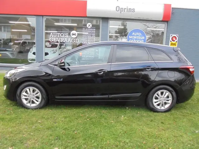 Hyundai i30 Wagon 1.6 GDI Go! 2015 Benzine 22