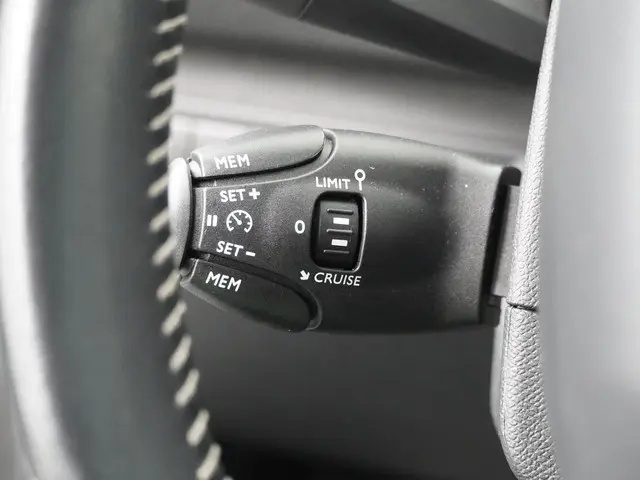 Peugeot 308 1.2 PureTech Active 2016 Benzine 17